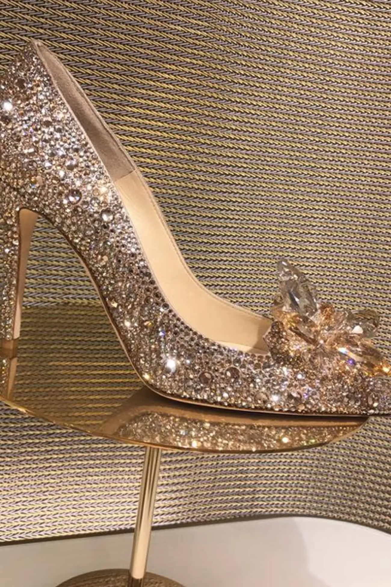 Amozae-Pointed-toe Glitter Crystal High Heel