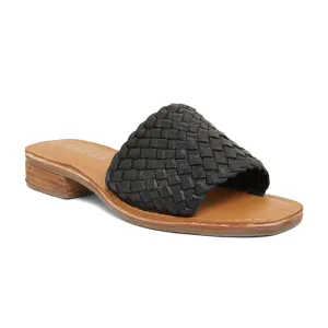 Elmore Slide in Black Weave Leather