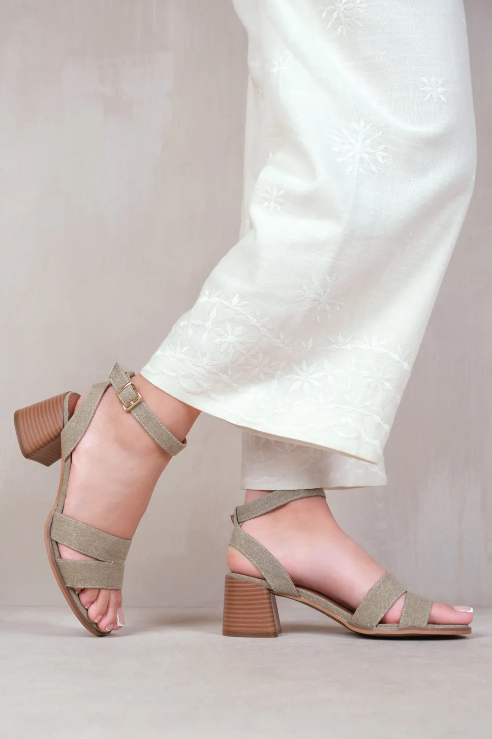 MONA STATEMENT PLATFORM STRAPPY BLOCK HIGH HEELS IN BEIGE