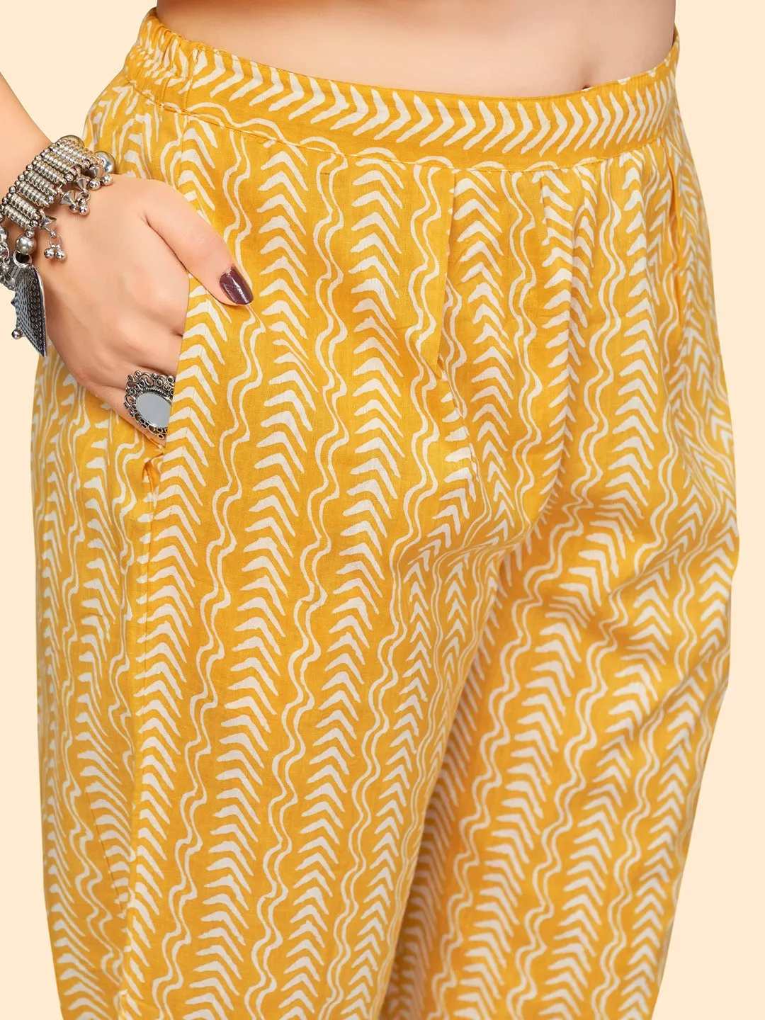 Women'S Print & Sequience A-Line Cotton Yellow Stitched Kurta Pant With Dupatta